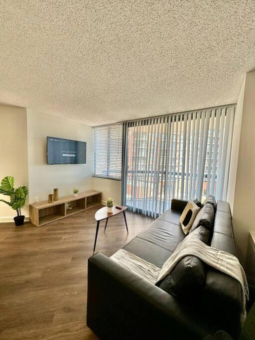 ארלינגטון Incredible Apartment With Rooftop In Pentagon City מראה חיצוני תמונה